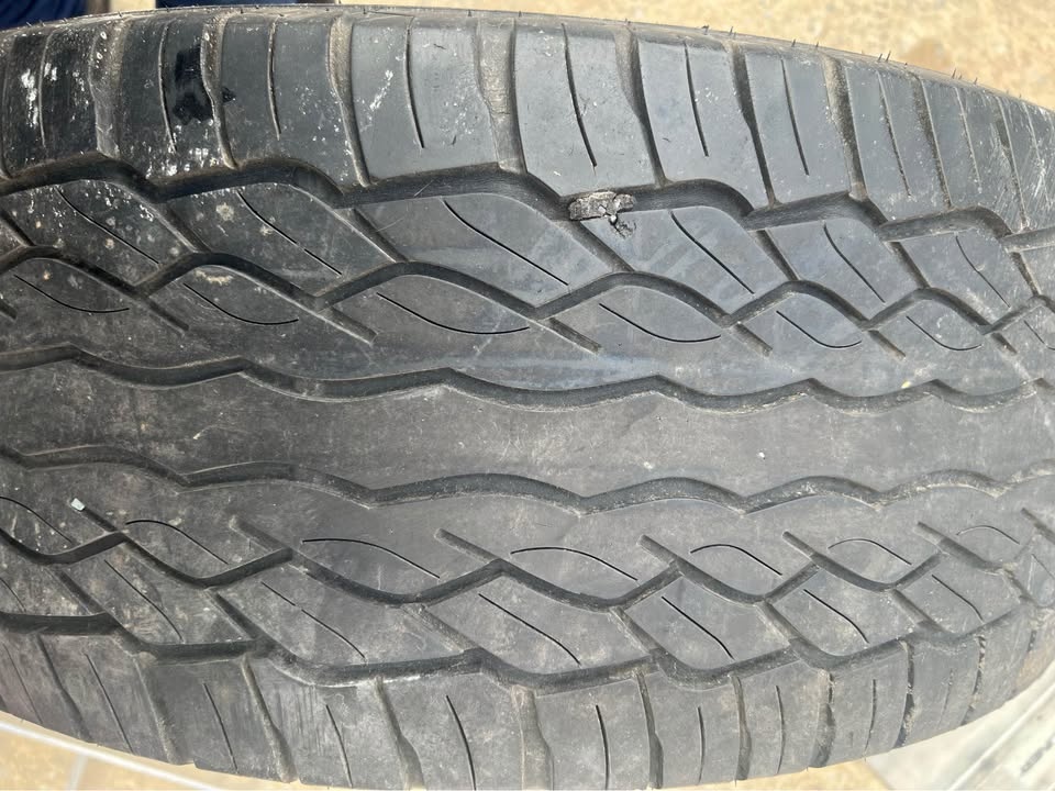 FALKEN 305/45R22 TIRE - photo 5