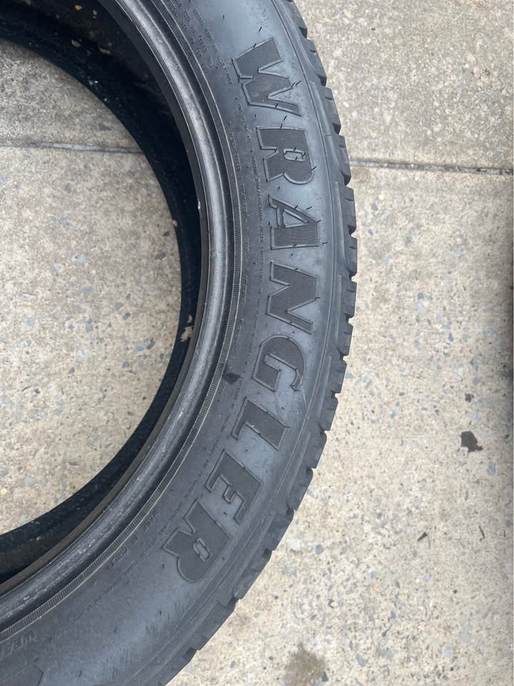 GOOD YEAR WRANGLER 275/50R22 TIRE - photo 4