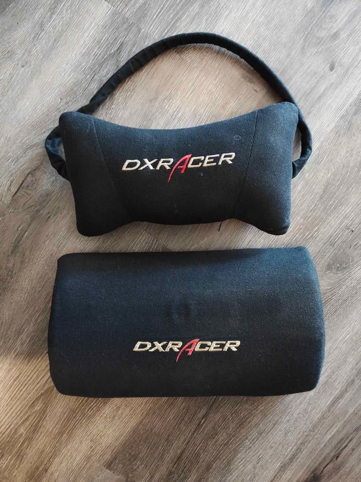 DX Racer Gaming Chair - photo 3