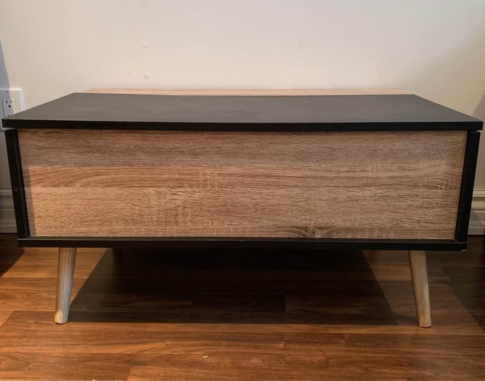 Lift-top Coffee Table with Storage