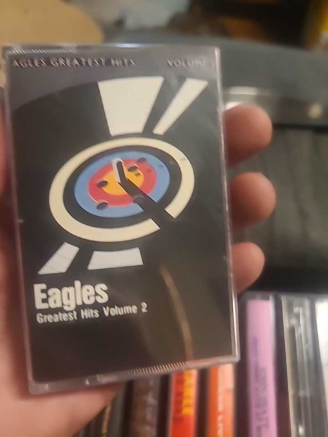 Queen Classic Queen Cassette Tape - photo 2