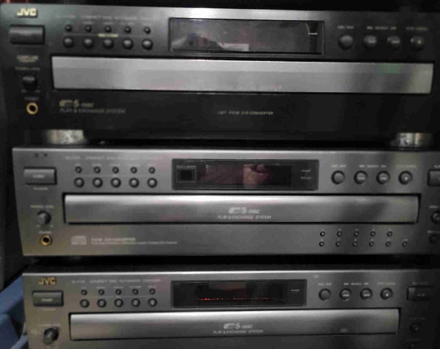 JVC 5 Disc Compact Disc Player