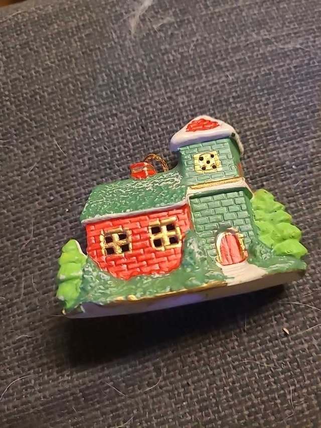 Christmas Ornament - Little House with Evergreen Trees