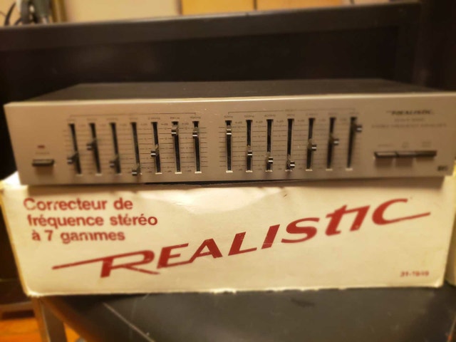 Realistic 7-Band Stereo Frequency Equalizer (Model 31-1989)