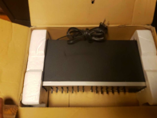 Realistic 7-Band Stereo Frequency Equalizer (Model 31-1989) - photo 5