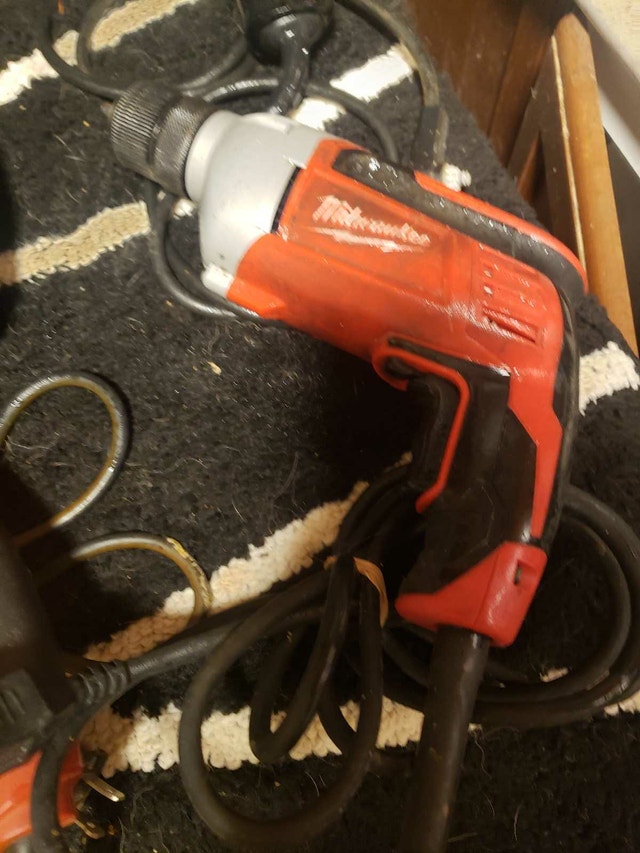 Milwaukee 3/8" Corded Drill