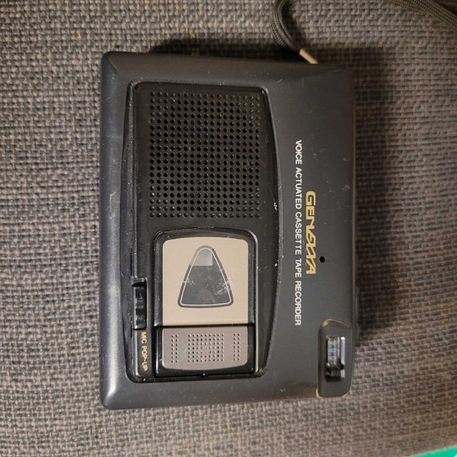 Genova Tape Recorder