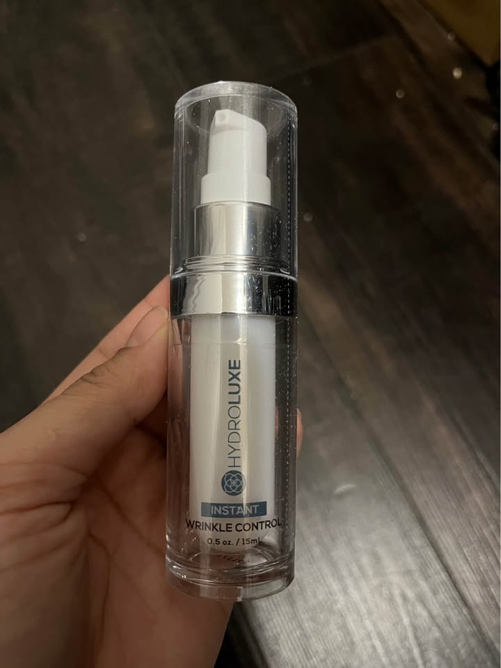 Hydroluxe Instant Wrinkle Control - photo 4