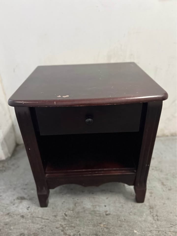 Night stand - photo 2