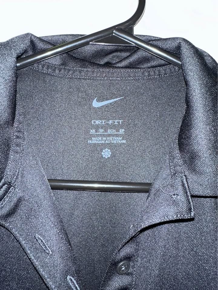 Two golf shirts for $5 - photo 3