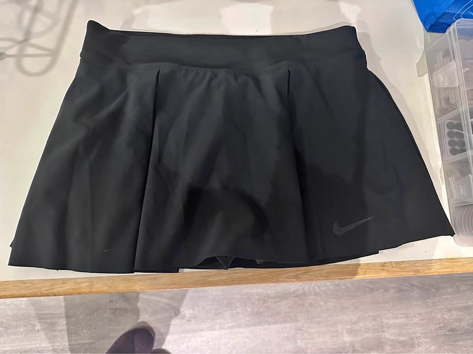Kids L size golf tennis skirt