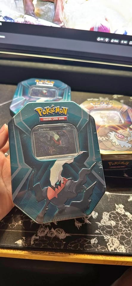 Pokemon Triple Whammy Tin