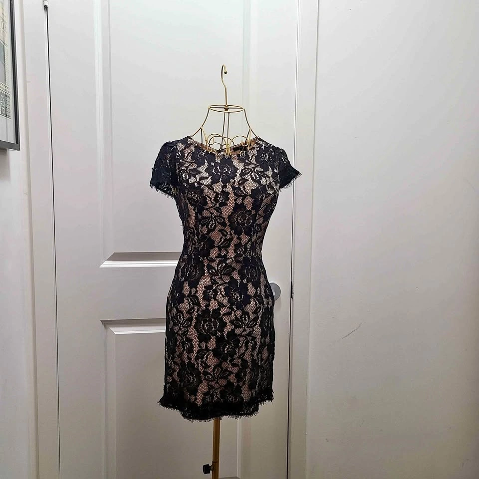 Lace Mini Bodycon Dress