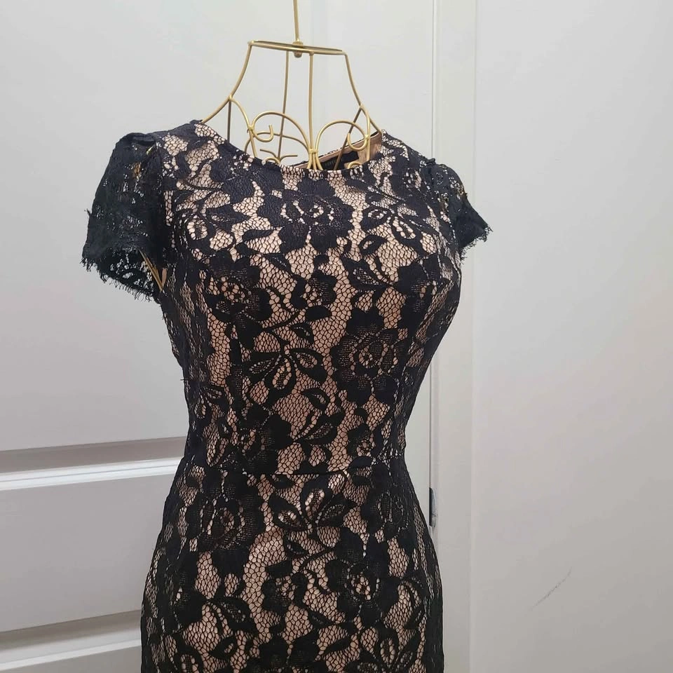 Lace Mini Bodycon Dress - photo 3