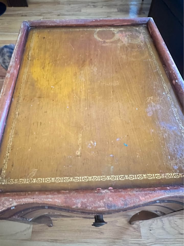 Vintage Side Table - photo 2