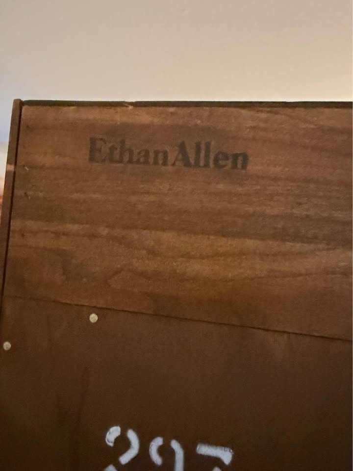 Ethan Allen Georgian Court Cherry Display Lighted Wall Cabinet - photo 4