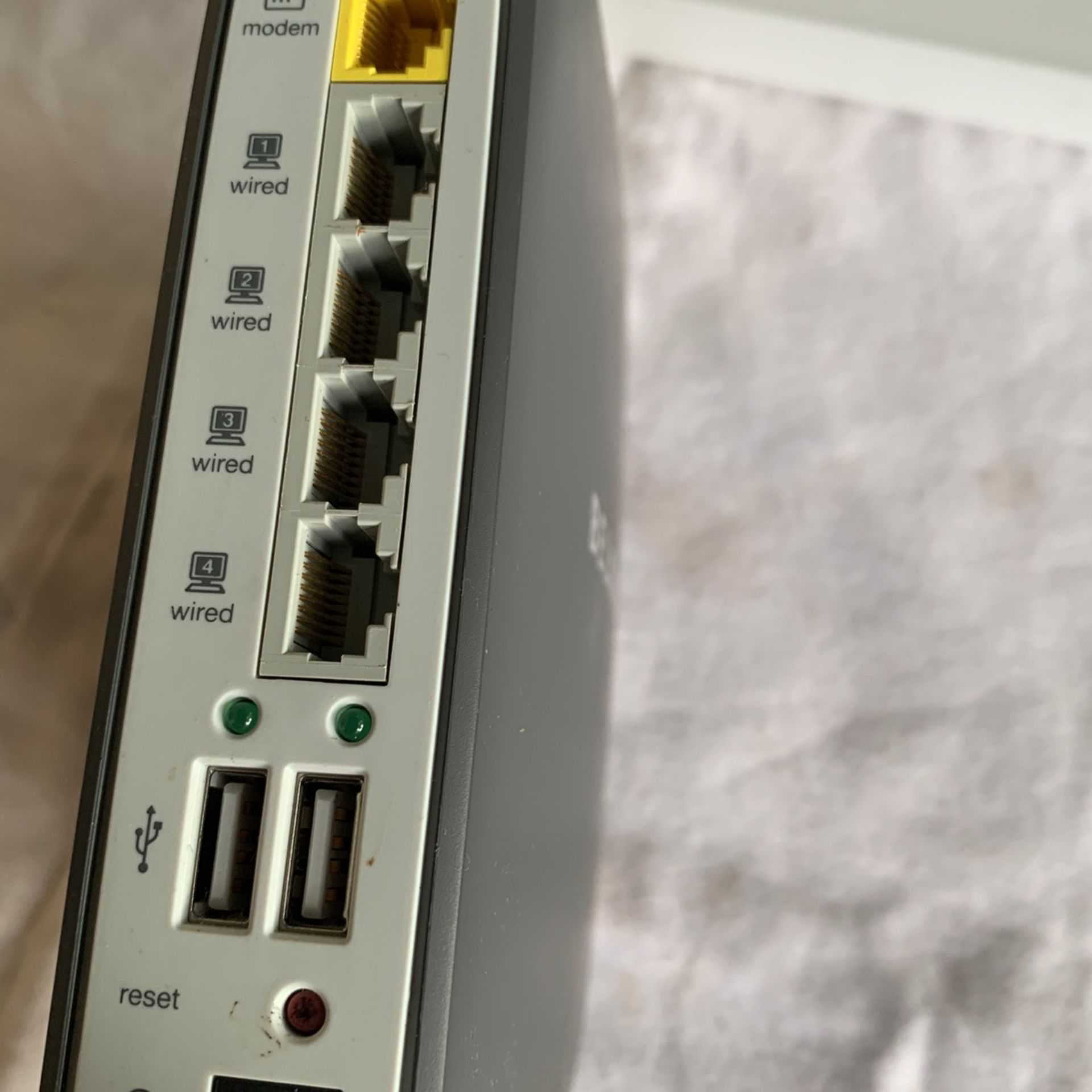 Belkin Share Max N300 Wireless Router - photo 2