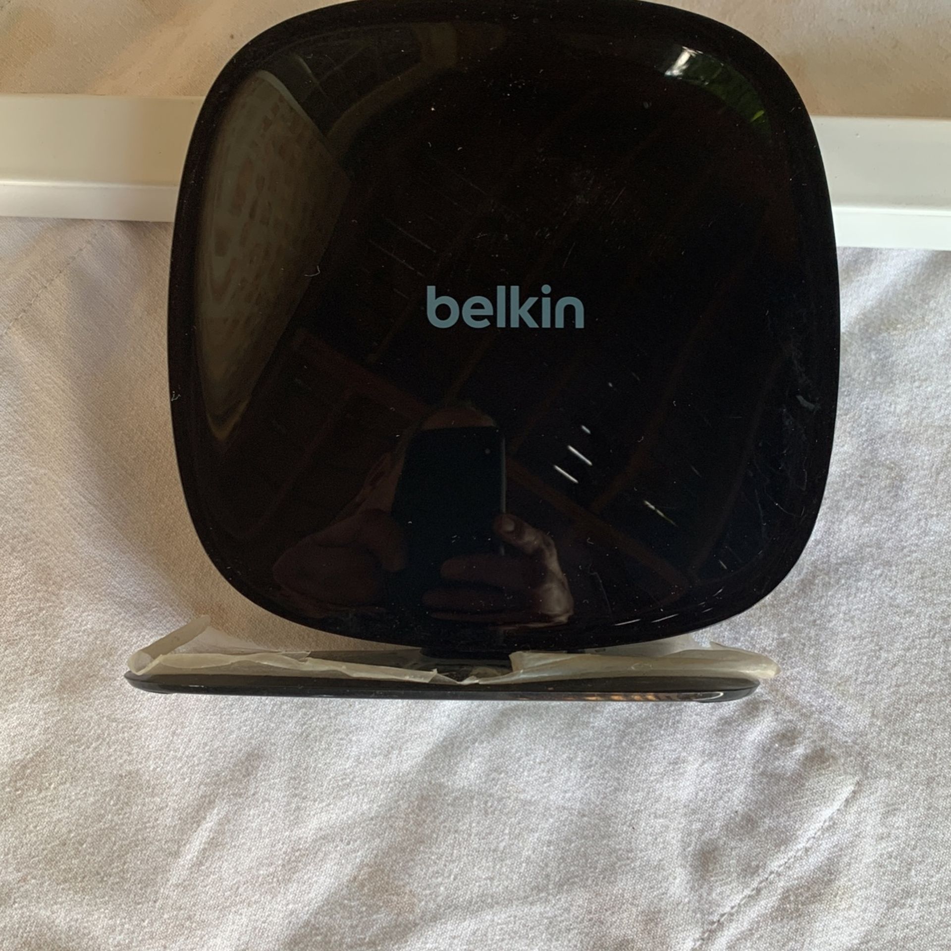 Belkin N600 DB Wireless N+ Router Model F9K1102v5