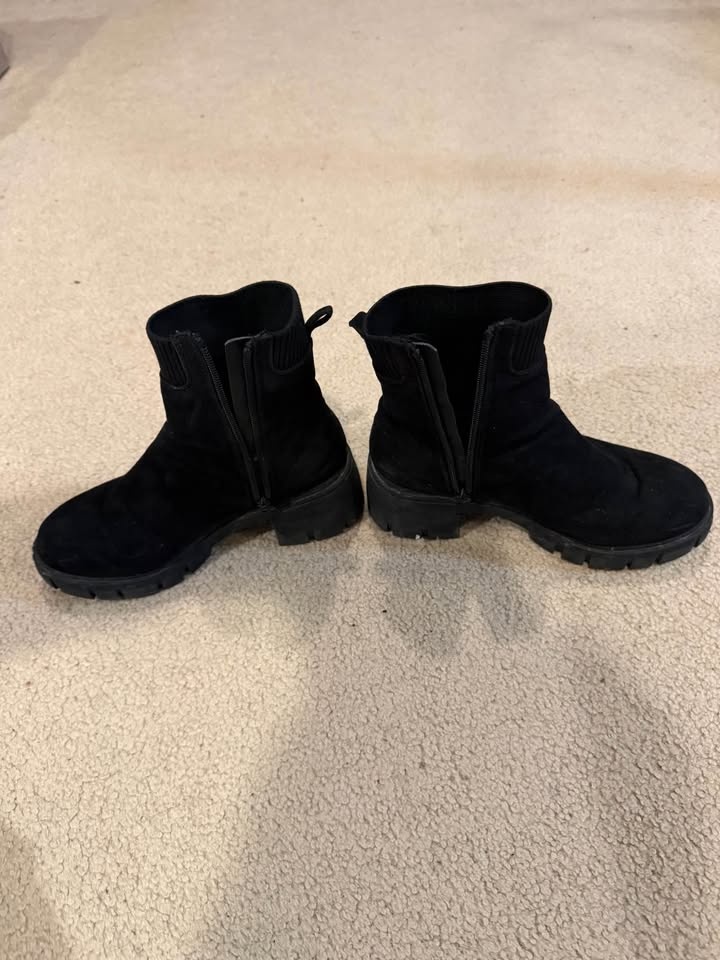 Time and Tru Zip Up Women's Black Ankle Boots - photo 5