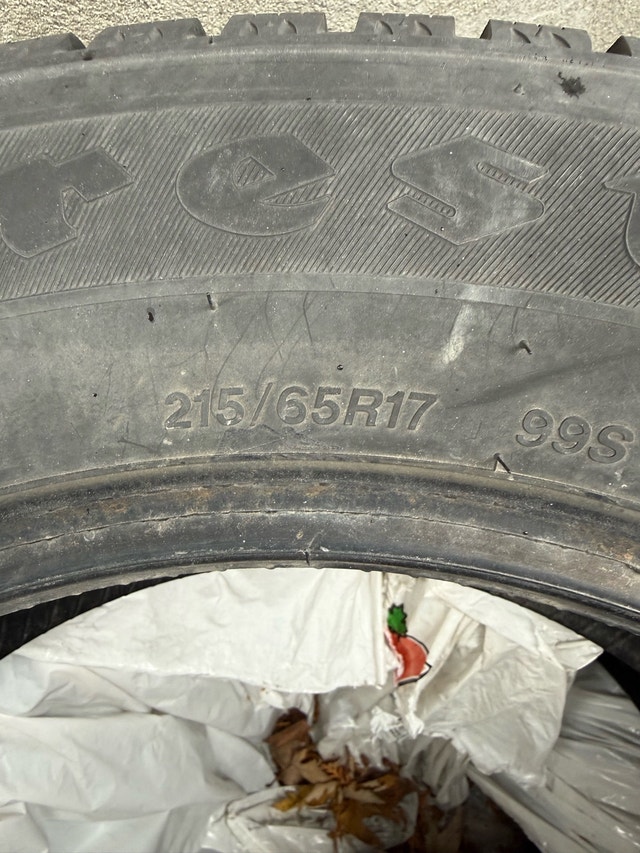 Firestone Winterforce 215/65R17 Winter Tires