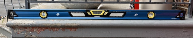Empire 48-inch Digital Level E100.48