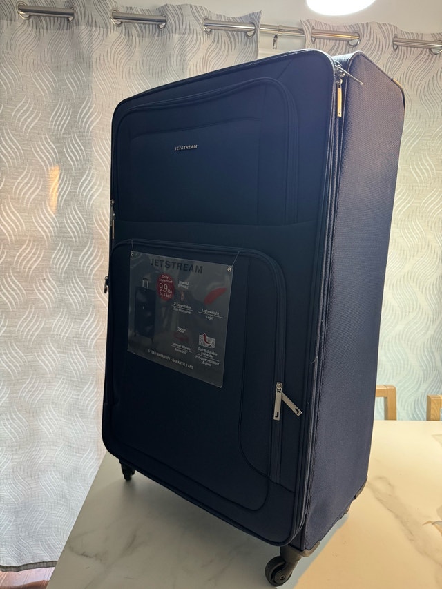 Jetstream 32 inch Luggage - photo 2