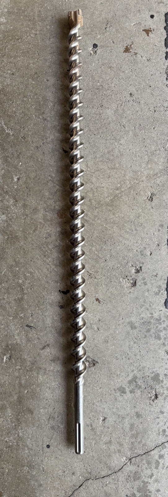 Milwaukee 4-Cutter Drill Bit 1-3/8" x 31"