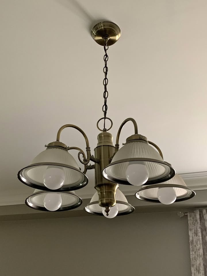 5 Light Chandelier - Antique Brass