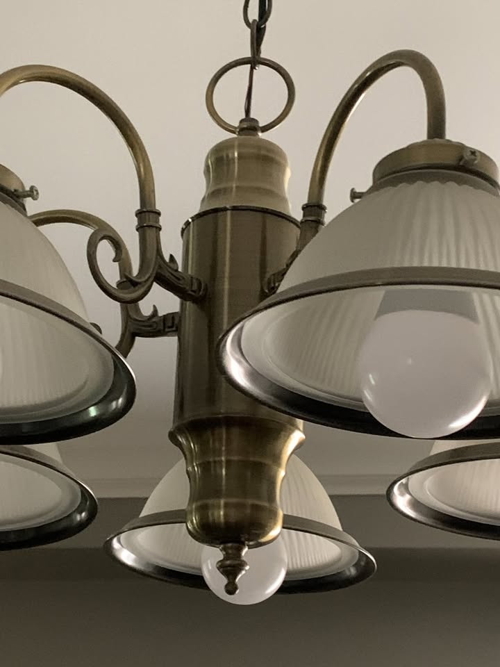 5 Light Chandelier - Antique Brass - photo 3