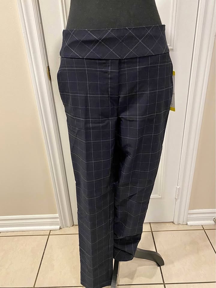 NEW Navy Stretch Pants 6