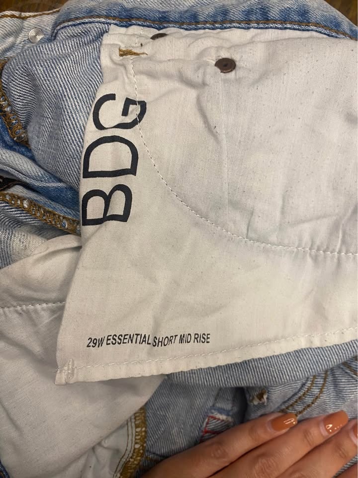 BDG Distressed Denim Shorts W29 - photo 3