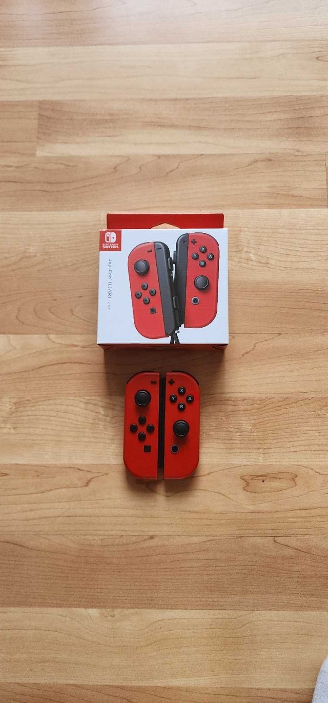 Nintendo Switch Red Red Joy-cons RARE Japan