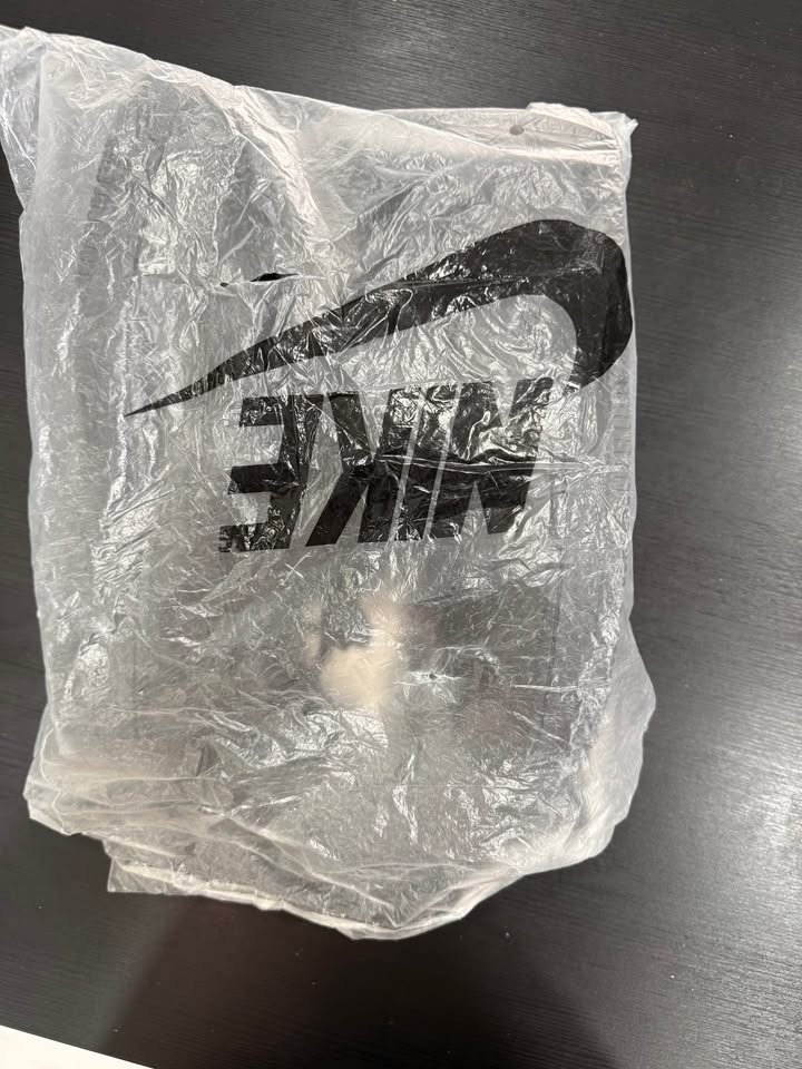 New Nike Air Shoes 9.5 - photo 4