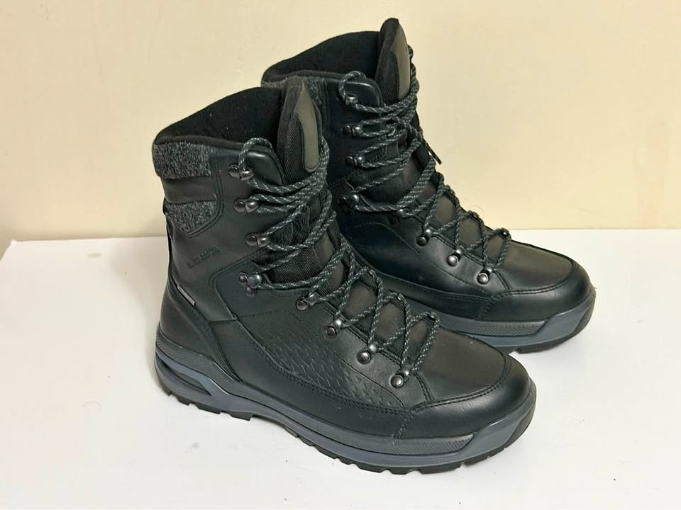 Lowa Renegade Evo Ice GTX Boots Size 9