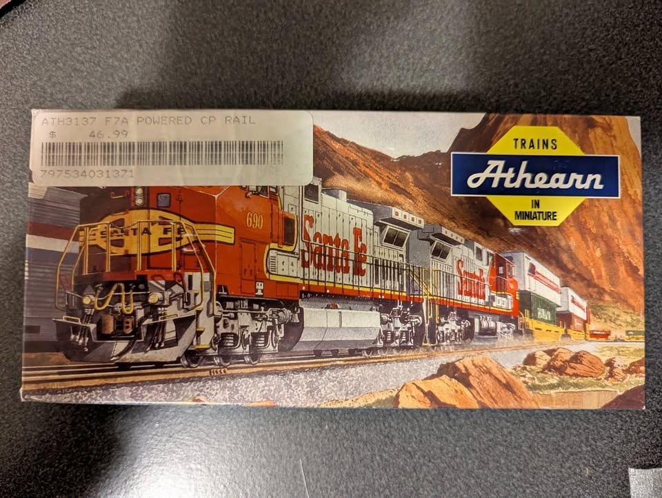 Vintage Athearn F7A Powered CP Rail Locomotive – HO Scale