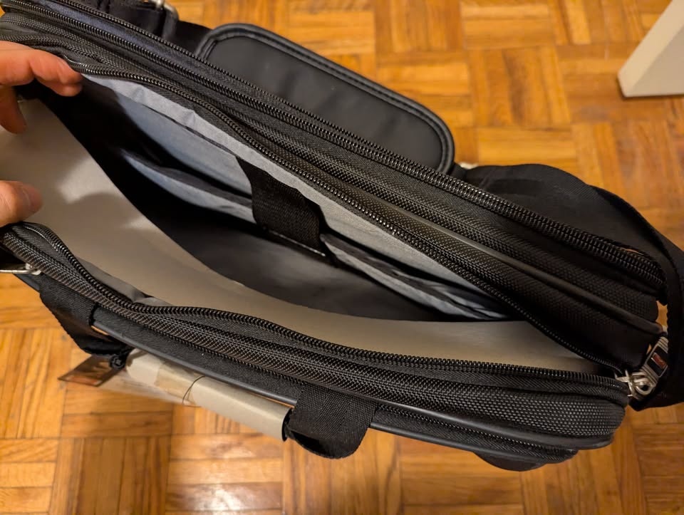 Mancini BizTech Collection Laptop Bag - Brand New - photo 4