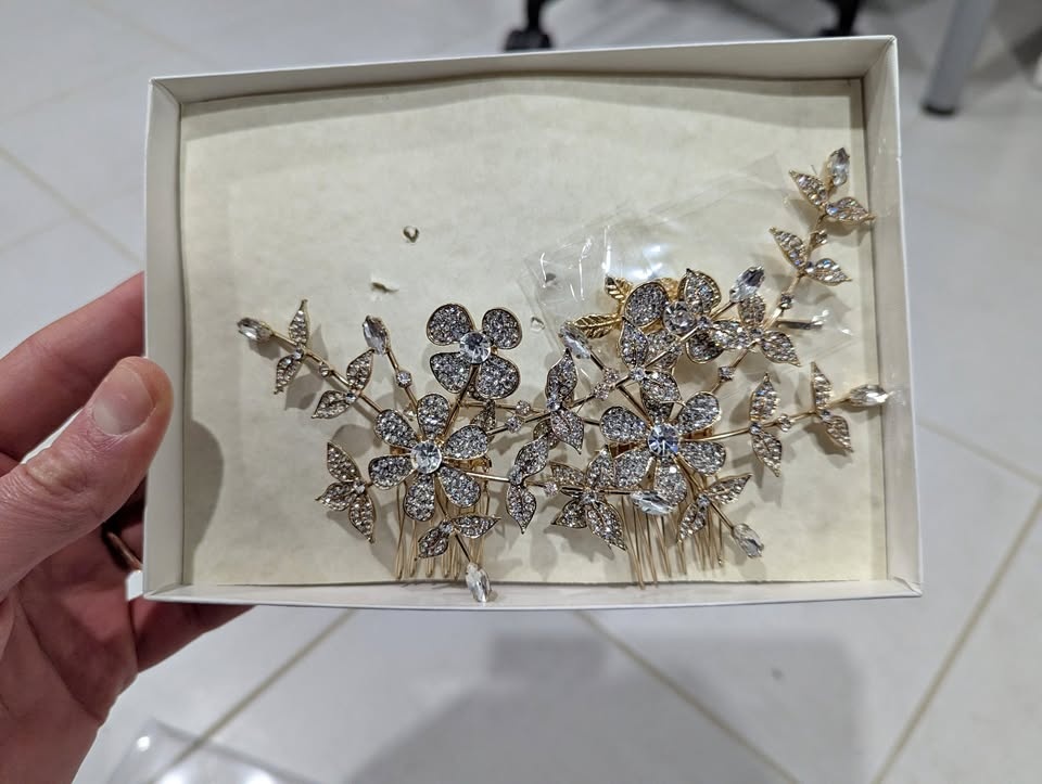 Bridal Hairpiece Set – Gold Floral Crystal Comb and Pin
