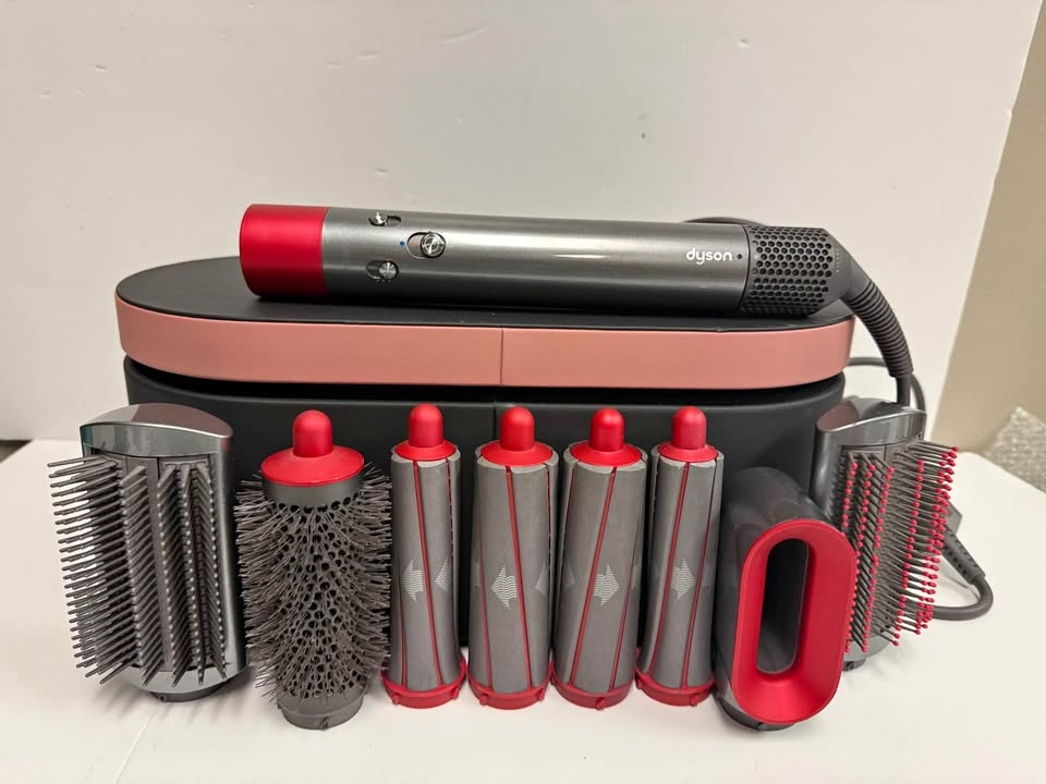 Dyson Airwrap Complete Styler - Refurbished