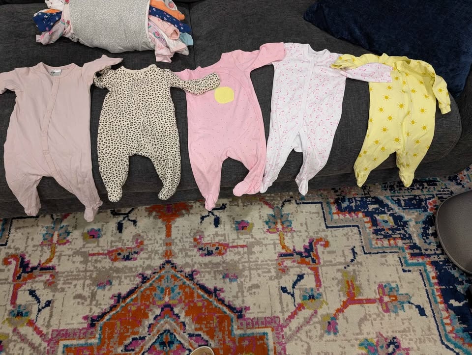 Baby Girl Sleepers (0-6 Months) - photo 2