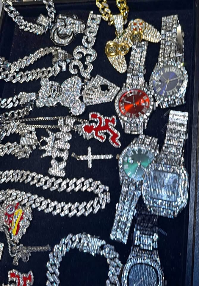 Brand new Iced out chains, bracelets, watches and pendants cubic