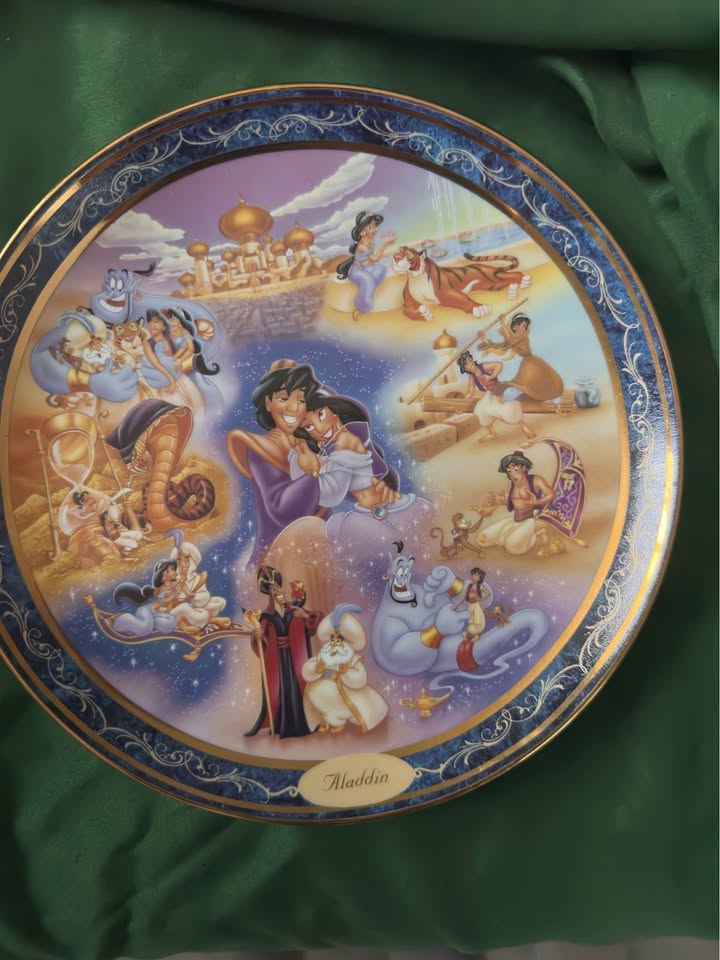 Disney plates - photo 5