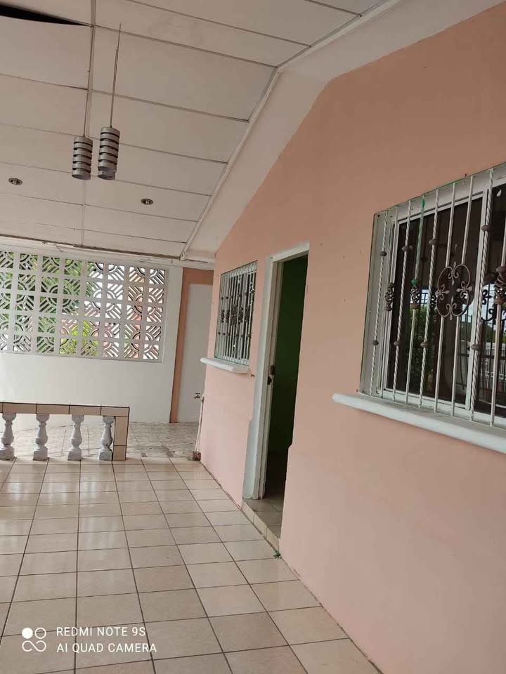 3 Beds 1 Bath - House - photo 4