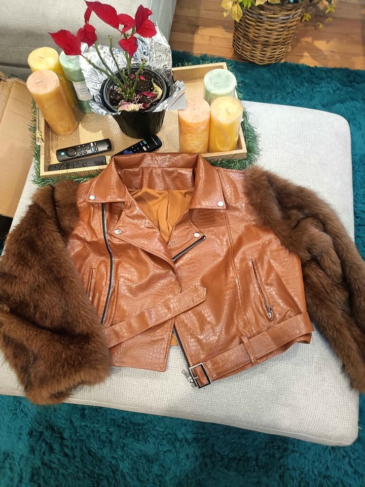 Faux Leather with Faux Fur Sleeves - photo 5