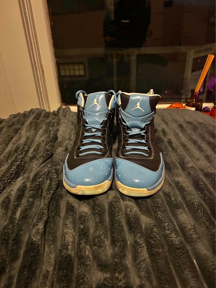 Jordan Play In These 2 "University Blue"