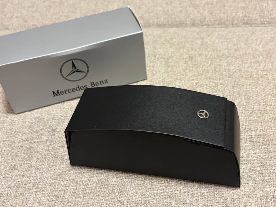 Mercedes-Benz Polarized Sunglasses - Brand New - photo 3
