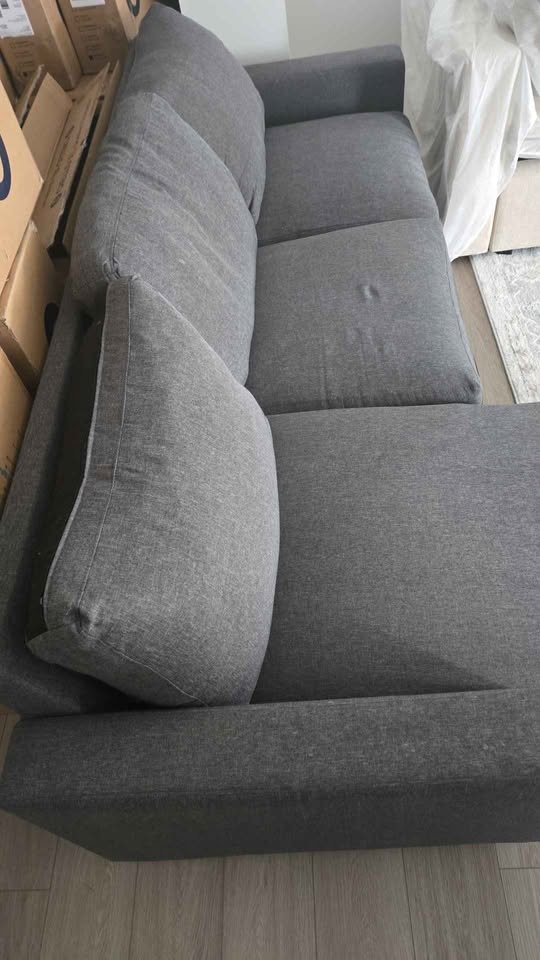 Gray sectional sofa with chaise - photo 2