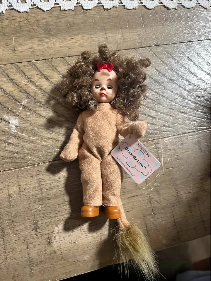Madame Alexander Cowardly Lion Doll thumbnail