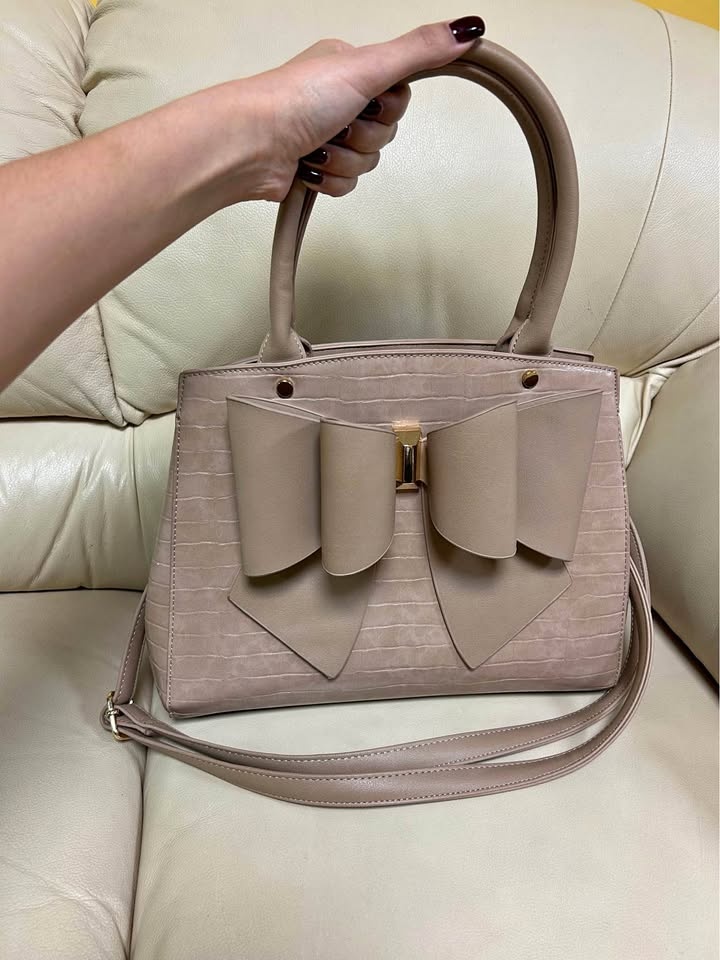 Beige Bow Detail Handbag