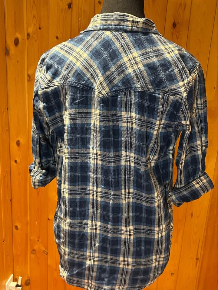 AE Women’s Plaid Flannel Boyfriend Shirt XS - photo 4