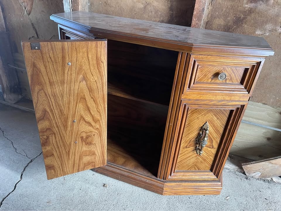 Wood Narrow Hallway Cabinet - photo 3